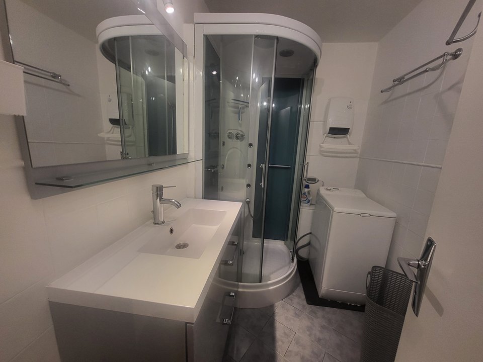 227f