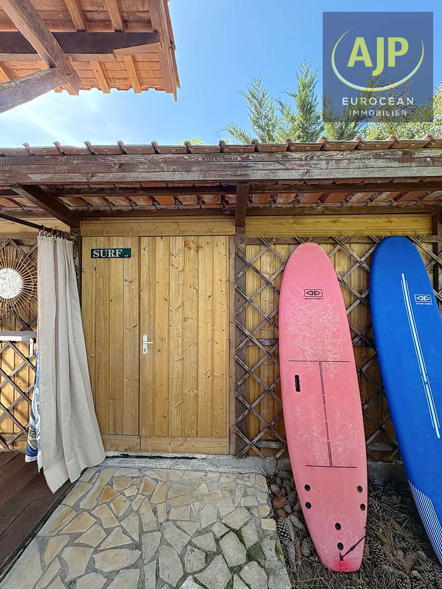 SURF 