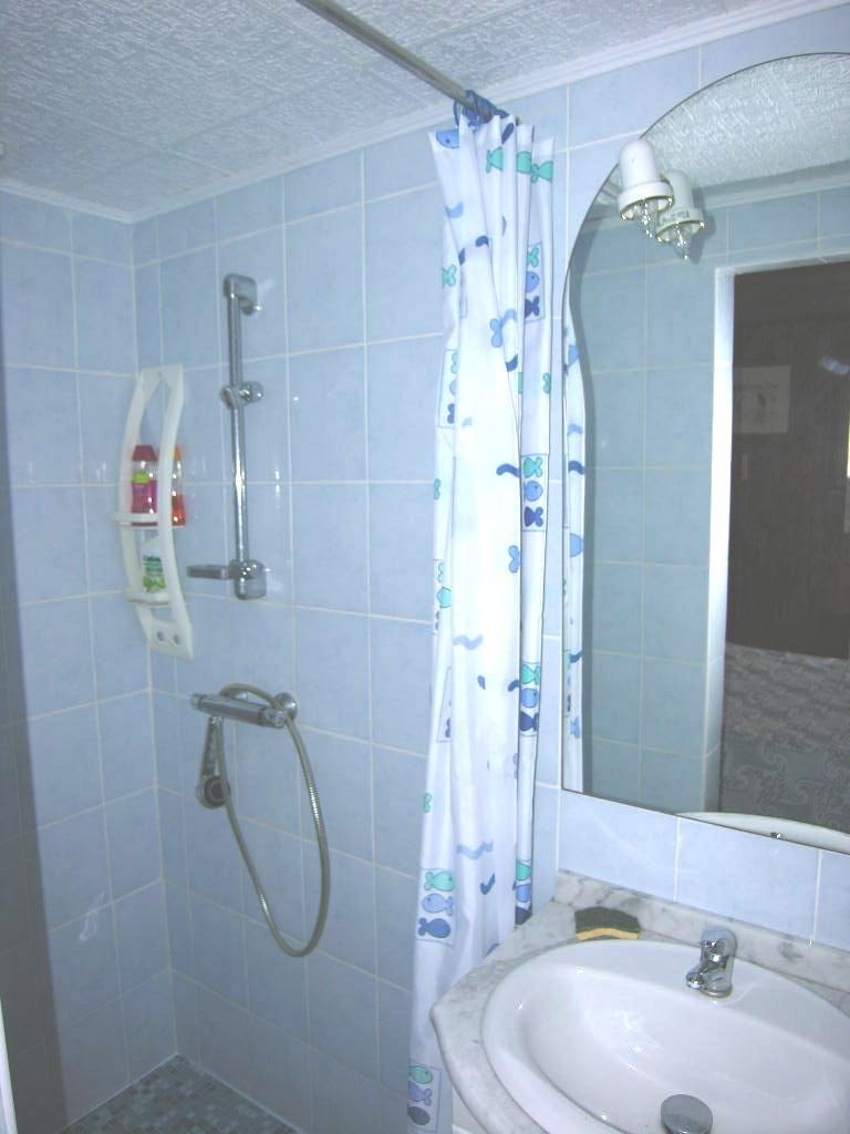 Salle d'eau annexe