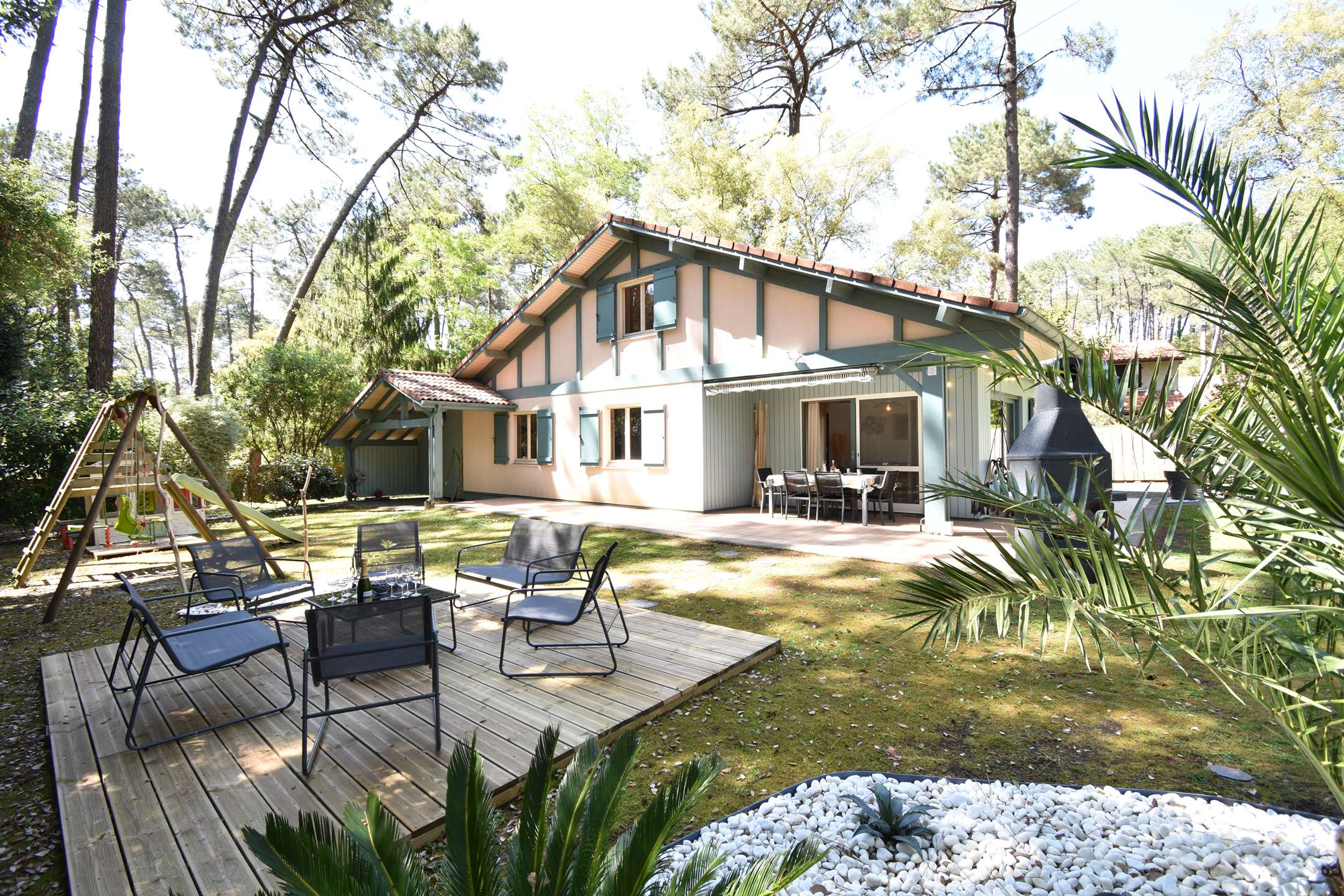 Villa in Soorts Hossegor by Agence Durand in Hossegor