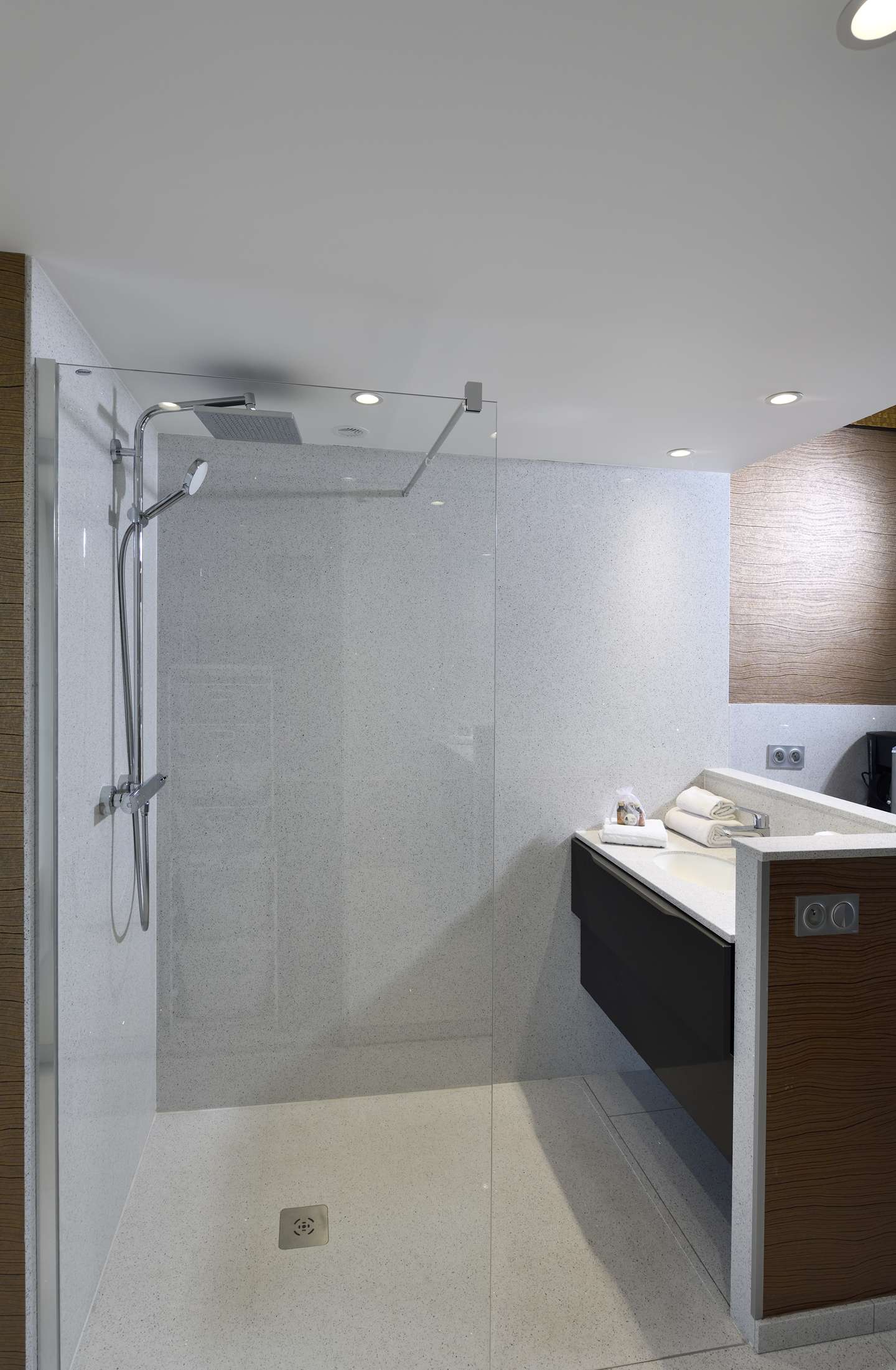 MONEYPENNY - Héliovillage HV107 - Luxe - 4 personnes