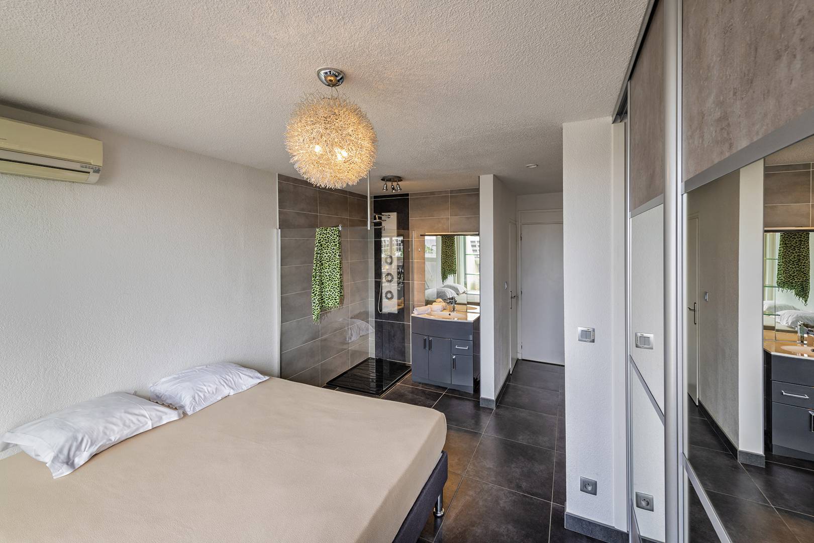 ENVIE - Héliopolis Studio L7 - Luxe - 2 personnes