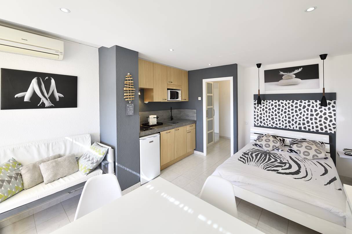 Glossy - Monolocale Héliopolis AB 325 - 2 persone
