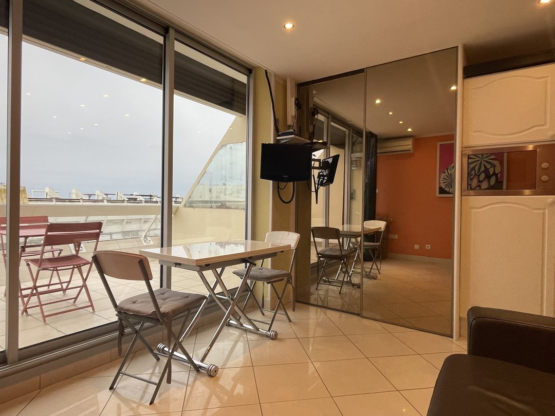 SUNNY - Studio Héliopolis D 16 - Luxe - 2 personnes