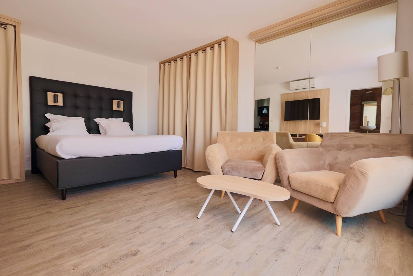 Le Jardin d'Eden JE210 - Suite Junior - Luxe - 2 people