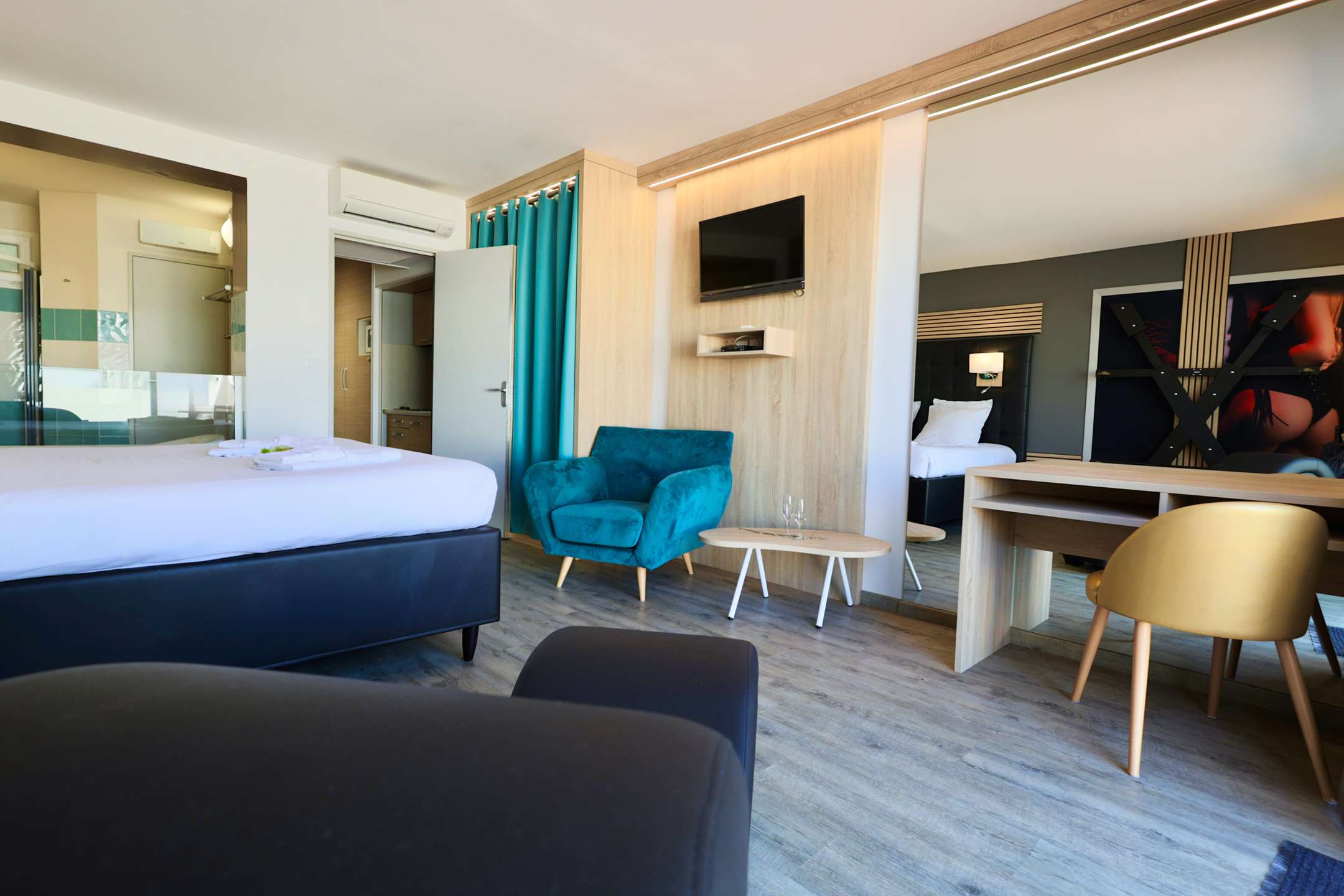 Jardin d'Eden JE108 - Suite Junior Love Room - 2 personnes
