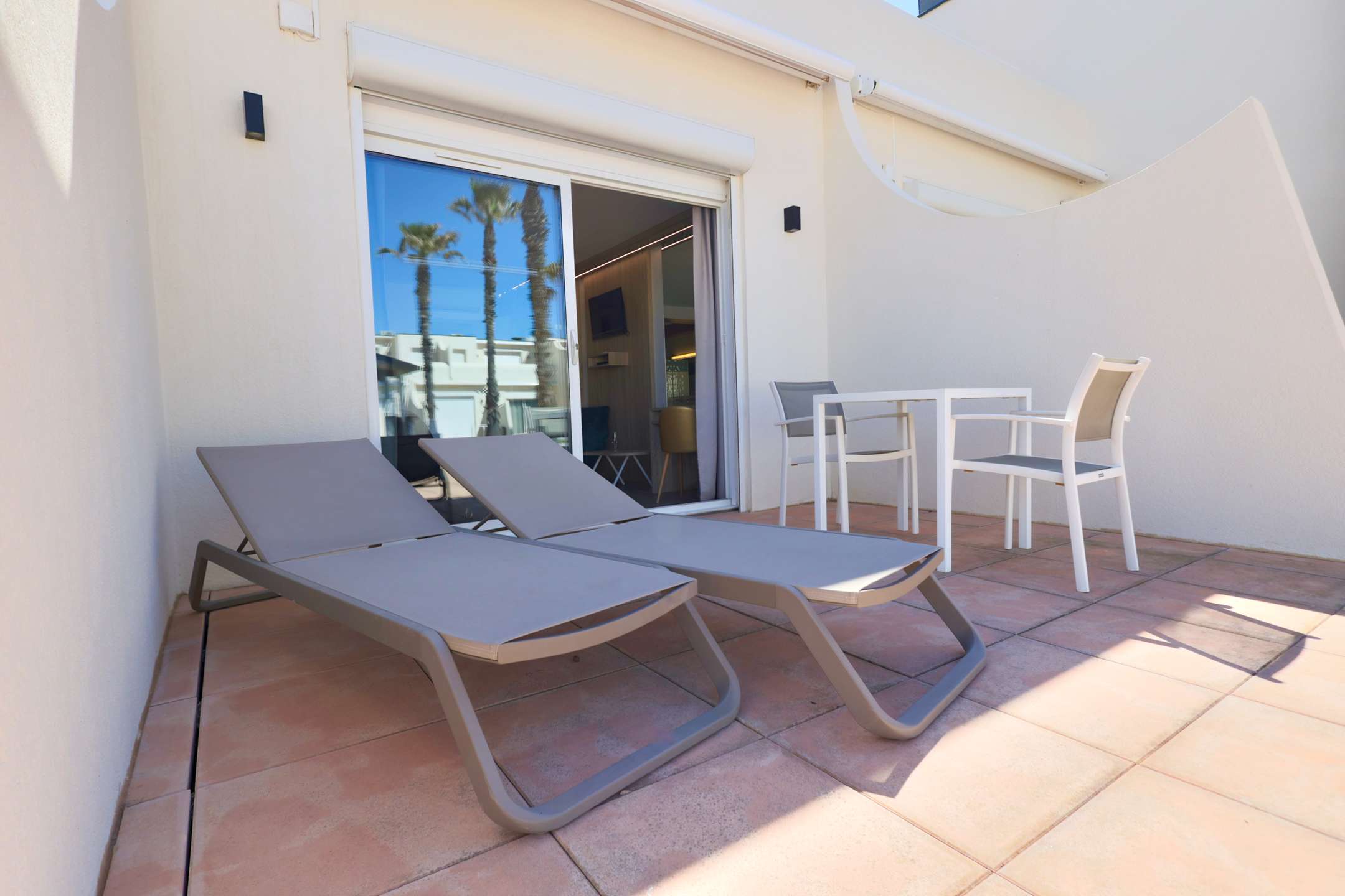 Jardin d'Eden JE108 - Suite Junior Love Room - 2 personnes