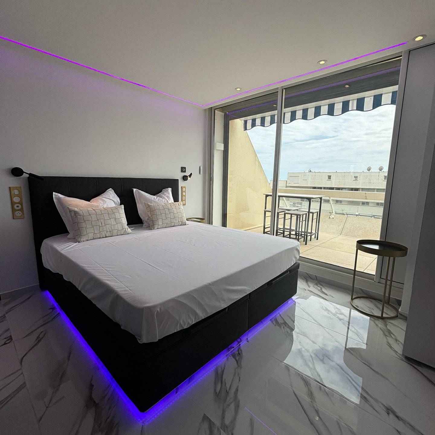 PERSUASION - Studio Héliopolis D 8 - Luxe - 2 personnes