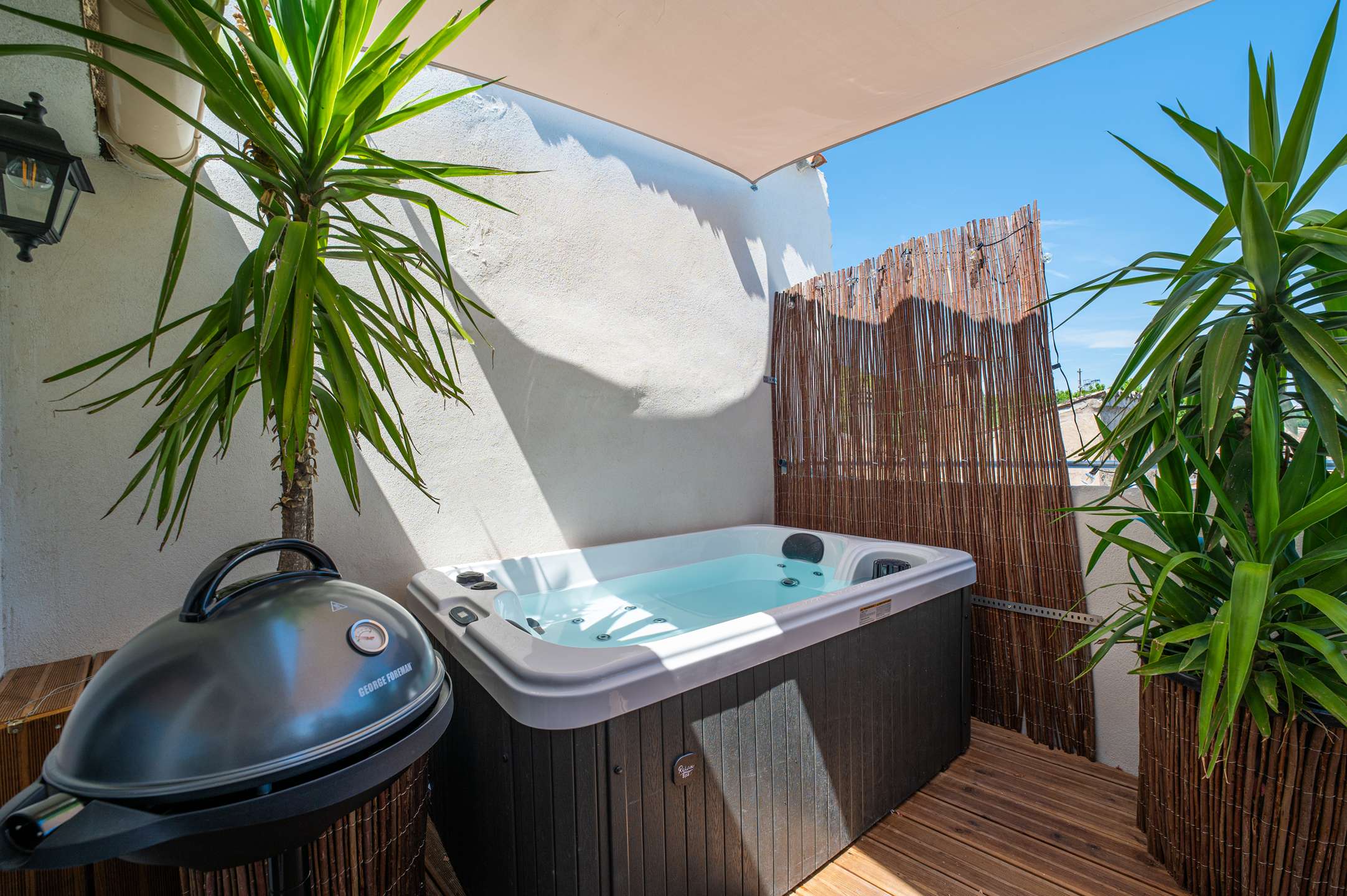 Le Colombier – Jacuzzi & Terrasse Tropézienne — photo 15
