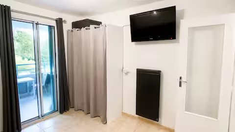 Studio cosy au Dramont, à 300 m de la plage — photo 2