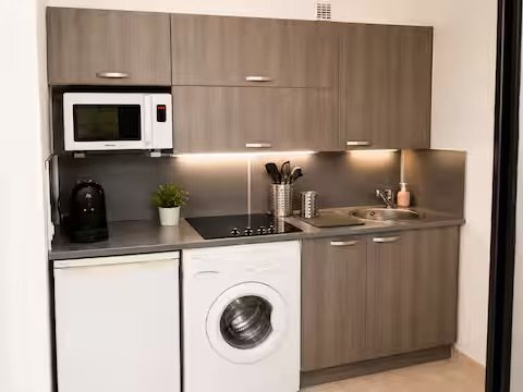 Studio cosy au Dramont, à 300 m de la plage — photo 3