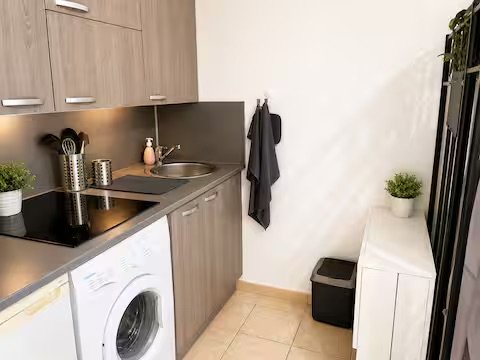 Studio cosy au Dramont, à 300 m de la plage — photo 4