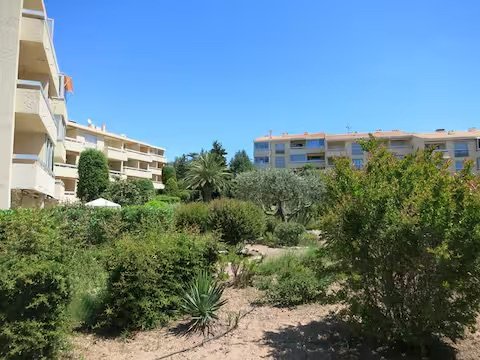 Studio cosy au Dramont, à 300 m de la plage — photo 7