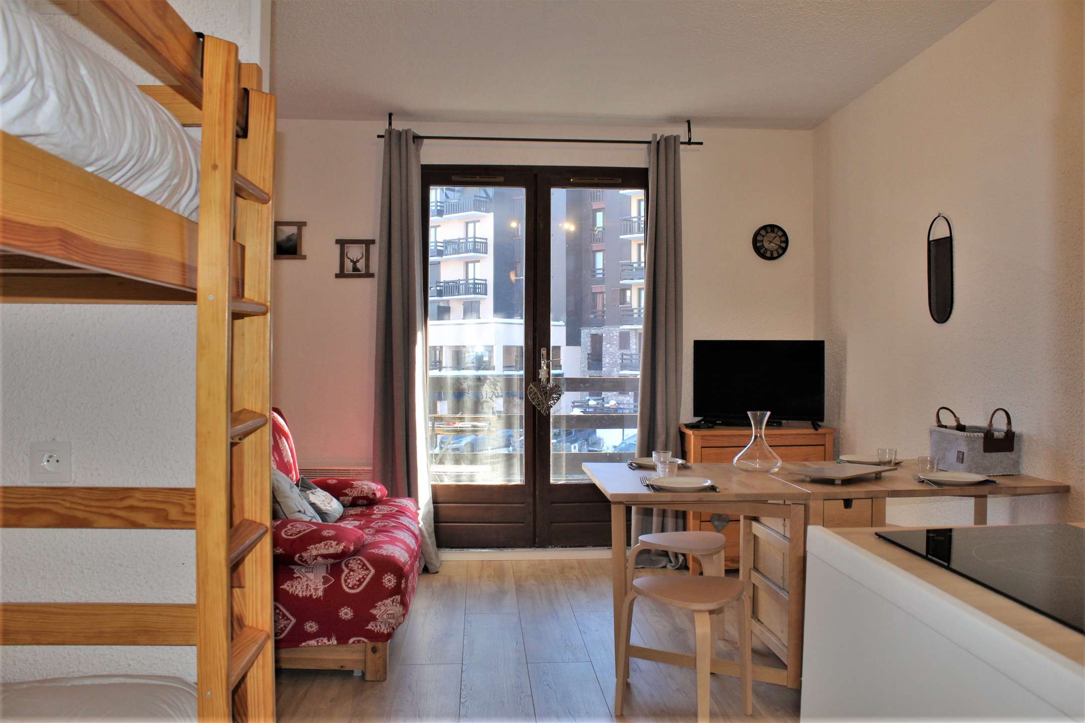 Appartement Eterlou RSL180-24