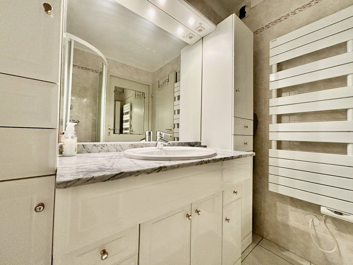 T2 Climatisé - Proche du Grand Jardin et du Marché