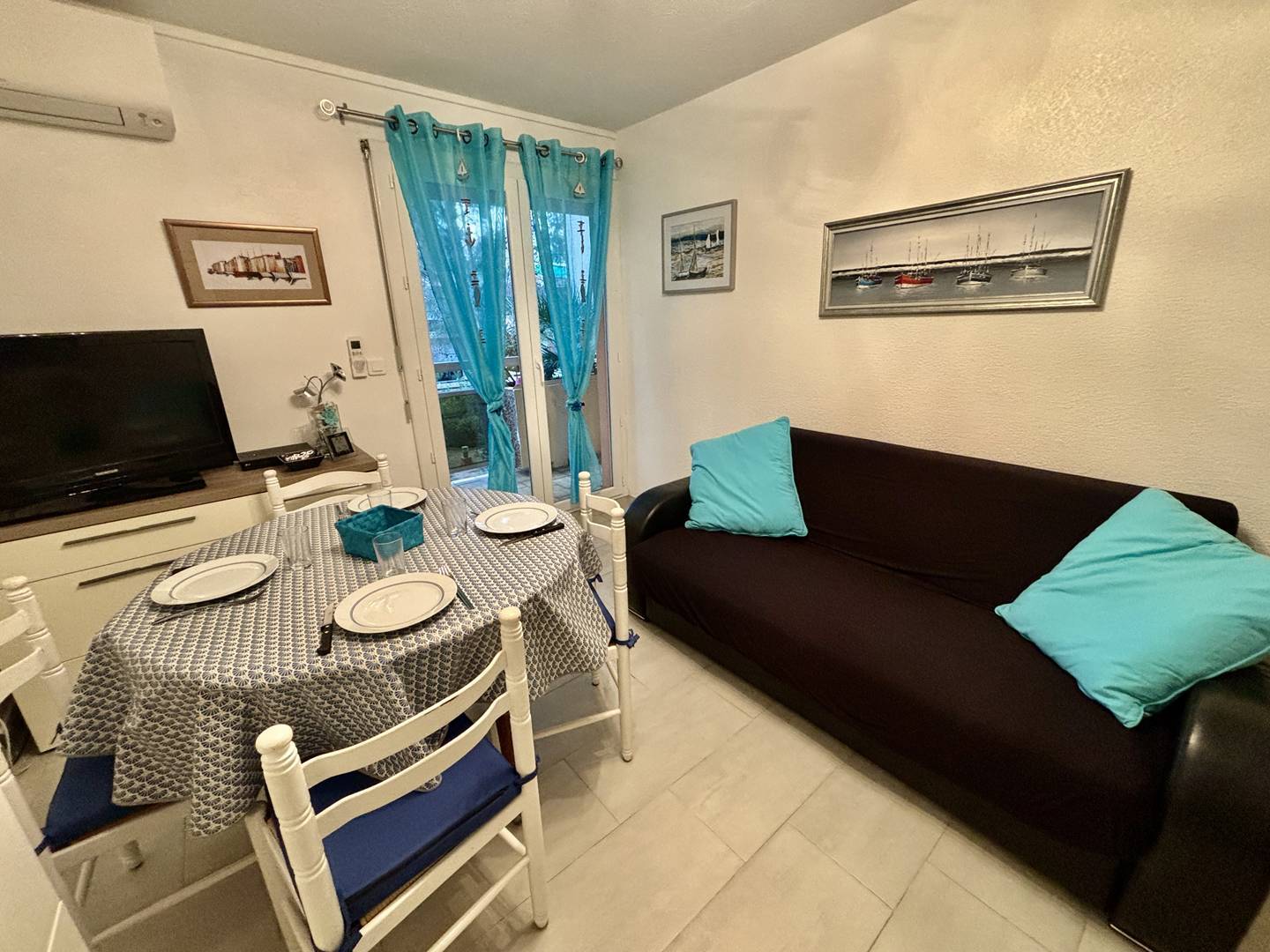 Appartement Climatisé - Garage - Plage à pieds - 2*