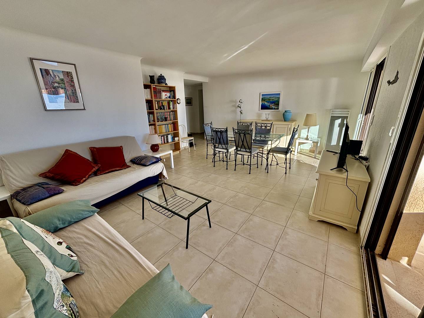 LE GRAND LARGE - VUE MER - PLAGE EN BAS DE L'IMMEUBLE