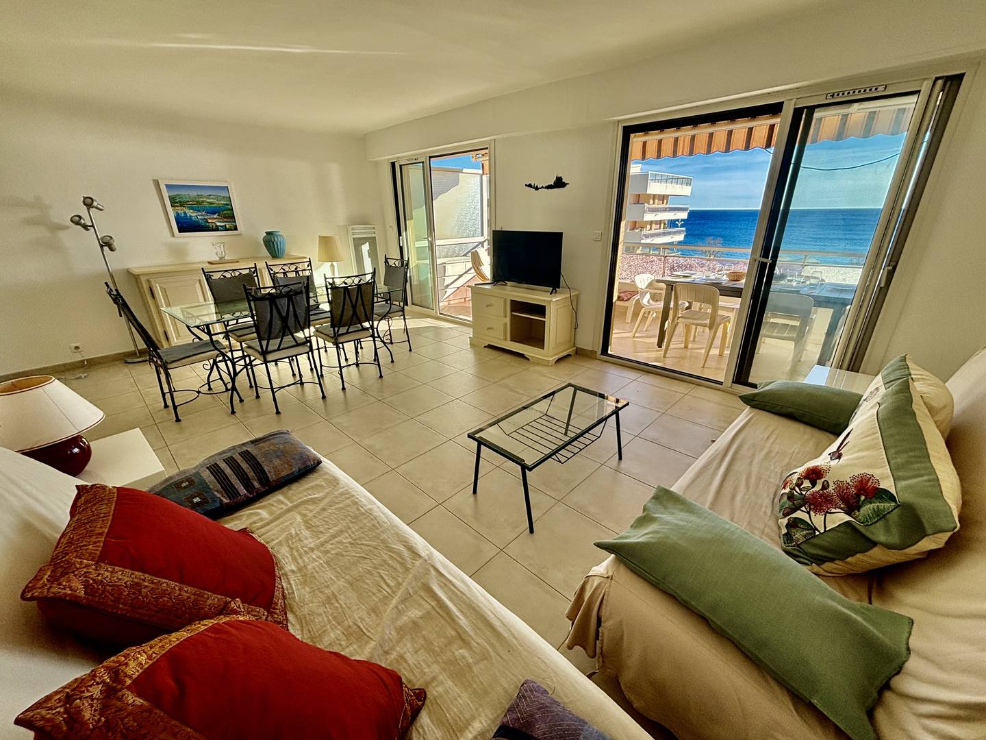 LE GRAND LARGE - VUE MER - PLAGE EN BAS DE L'IMMEUBLE