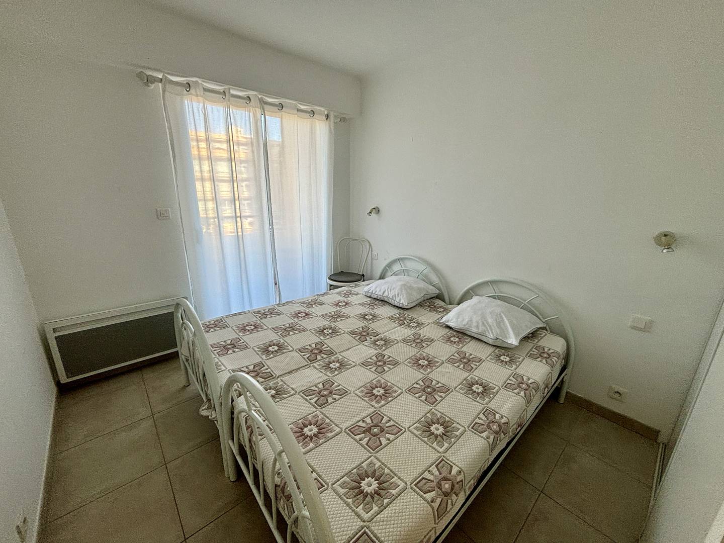 LE GRAND LARGE - VUE MER - PLAGE EN BAS DE L'IMMEUBLE