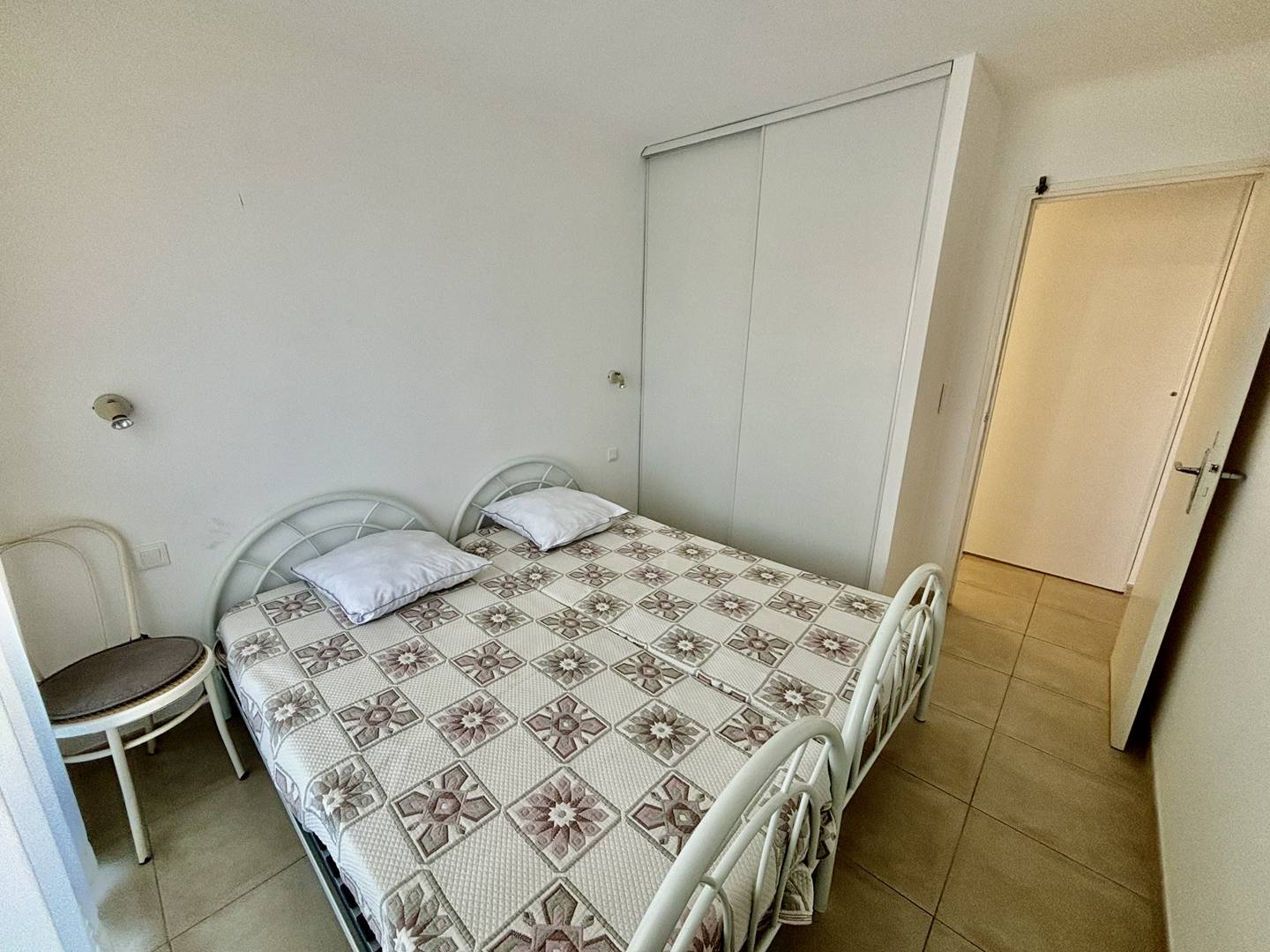 LE GRAND LARGE - VUE MER - PLAGE EN BAS DE L'IMMEUBLE