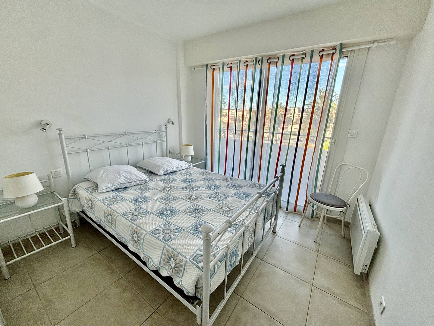 LE GRAND LARGE - VUE MER - PLAGE EN BAS DE L'IMMEUBLE