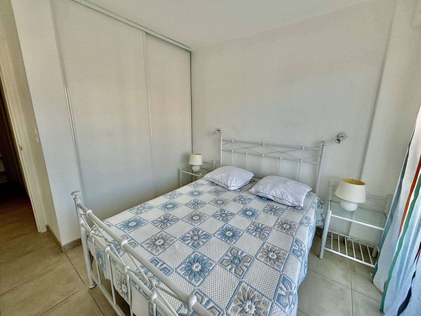 LE GRAND LARGE - VUE MER - PLAGE EN BAS DE L'IMMEUBLE