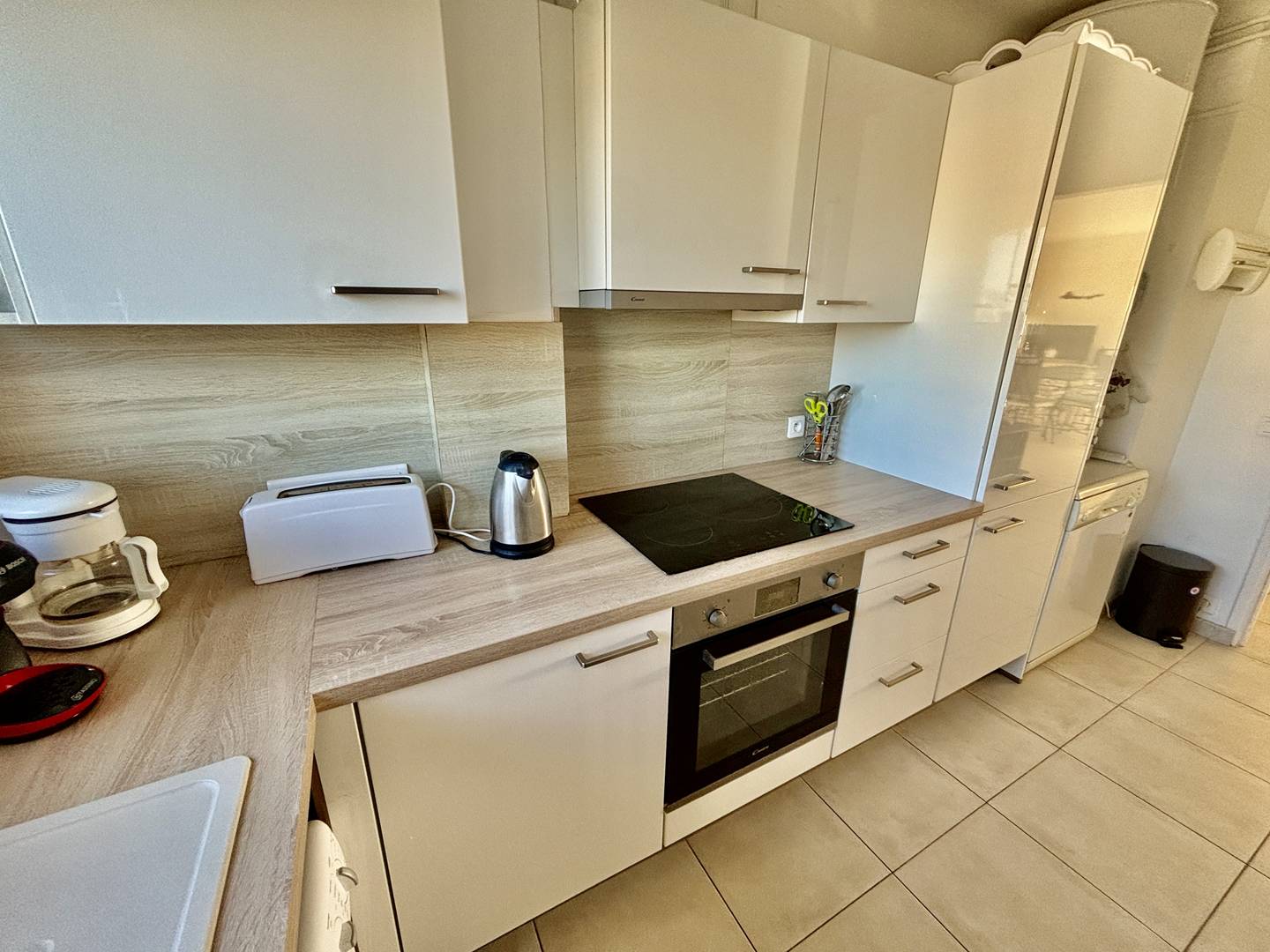 LE GRAND LARGE - VUE MER - PLAGE EN BAS DE L'IMMEUBLE