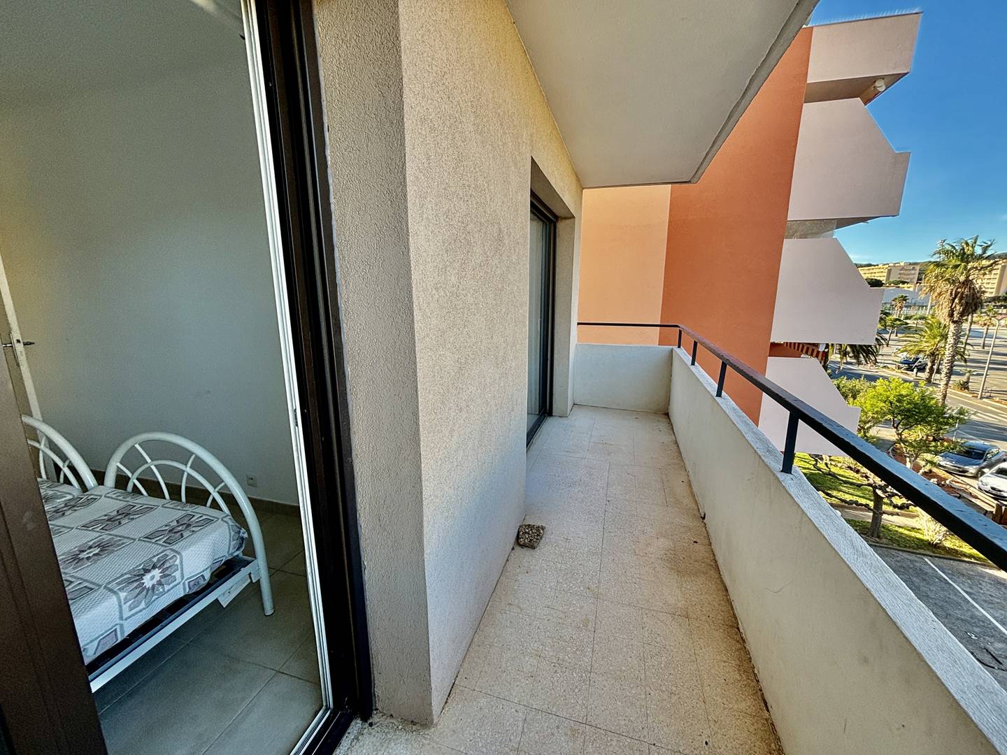 LE GRAND LARGE - VUE MER - PLAGE EN BAS DE L'IMMEUBLE