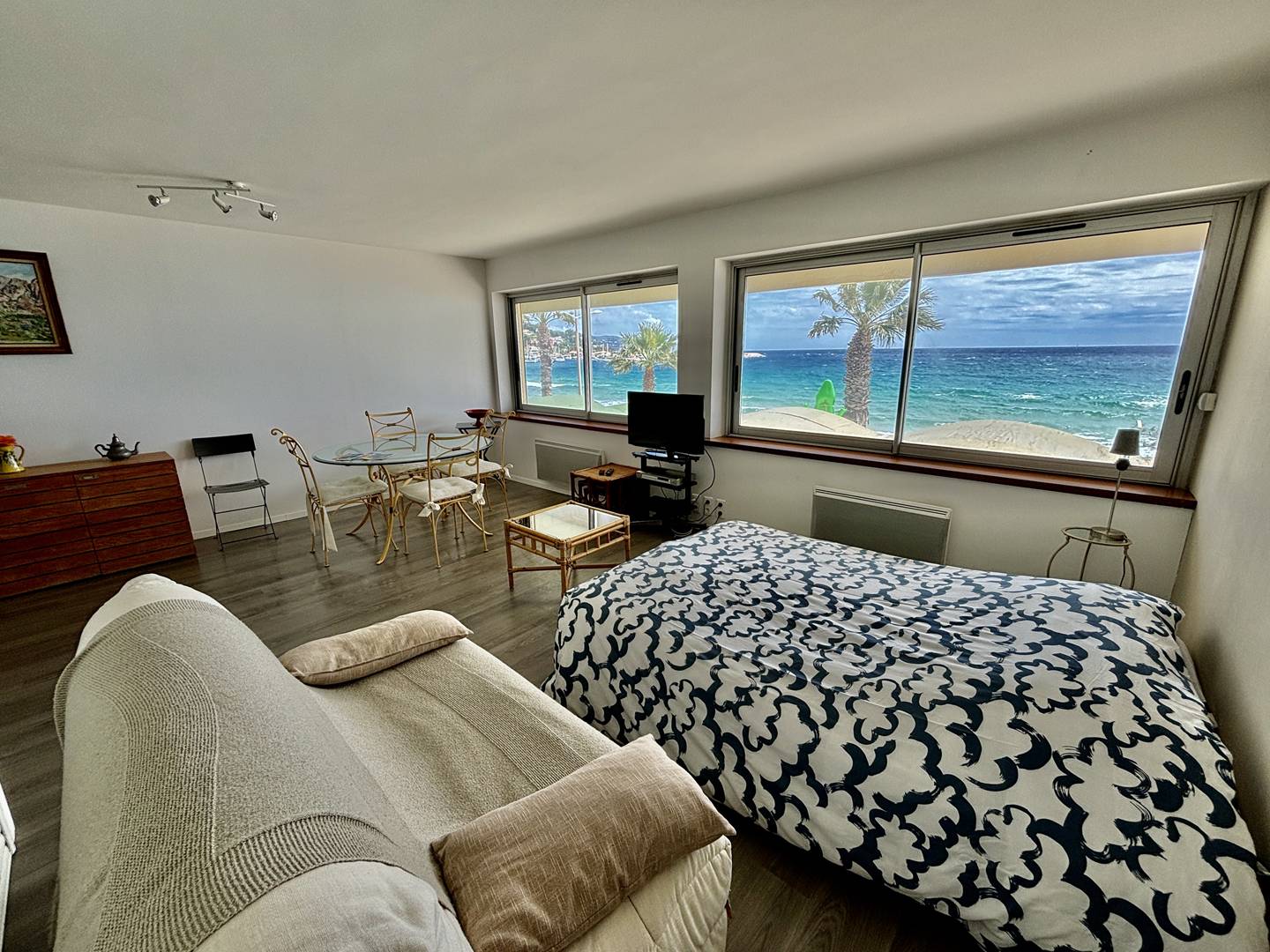 LE GRAND LARGE - Comme un bateau sur l'eau