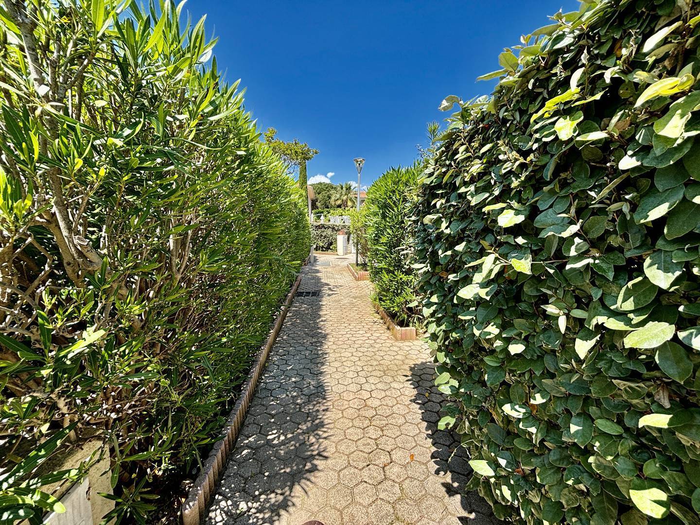 Joli Mazet climatisé - Parking - Piscine