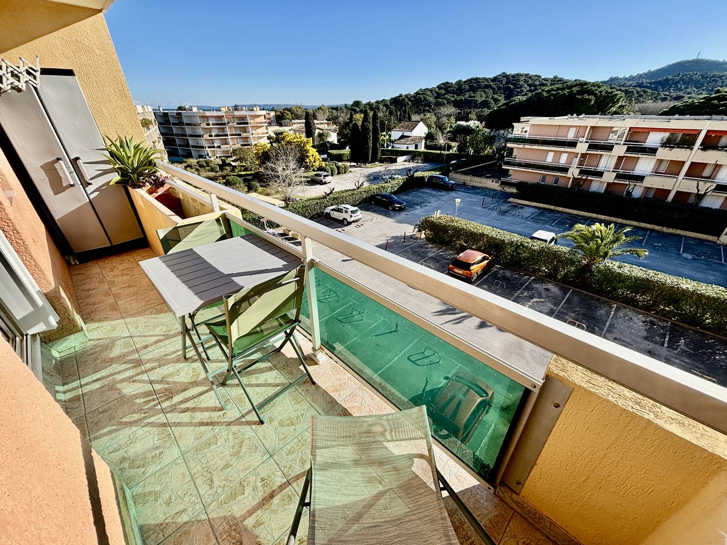 Charmant appartement avec parking - Plage à pieds