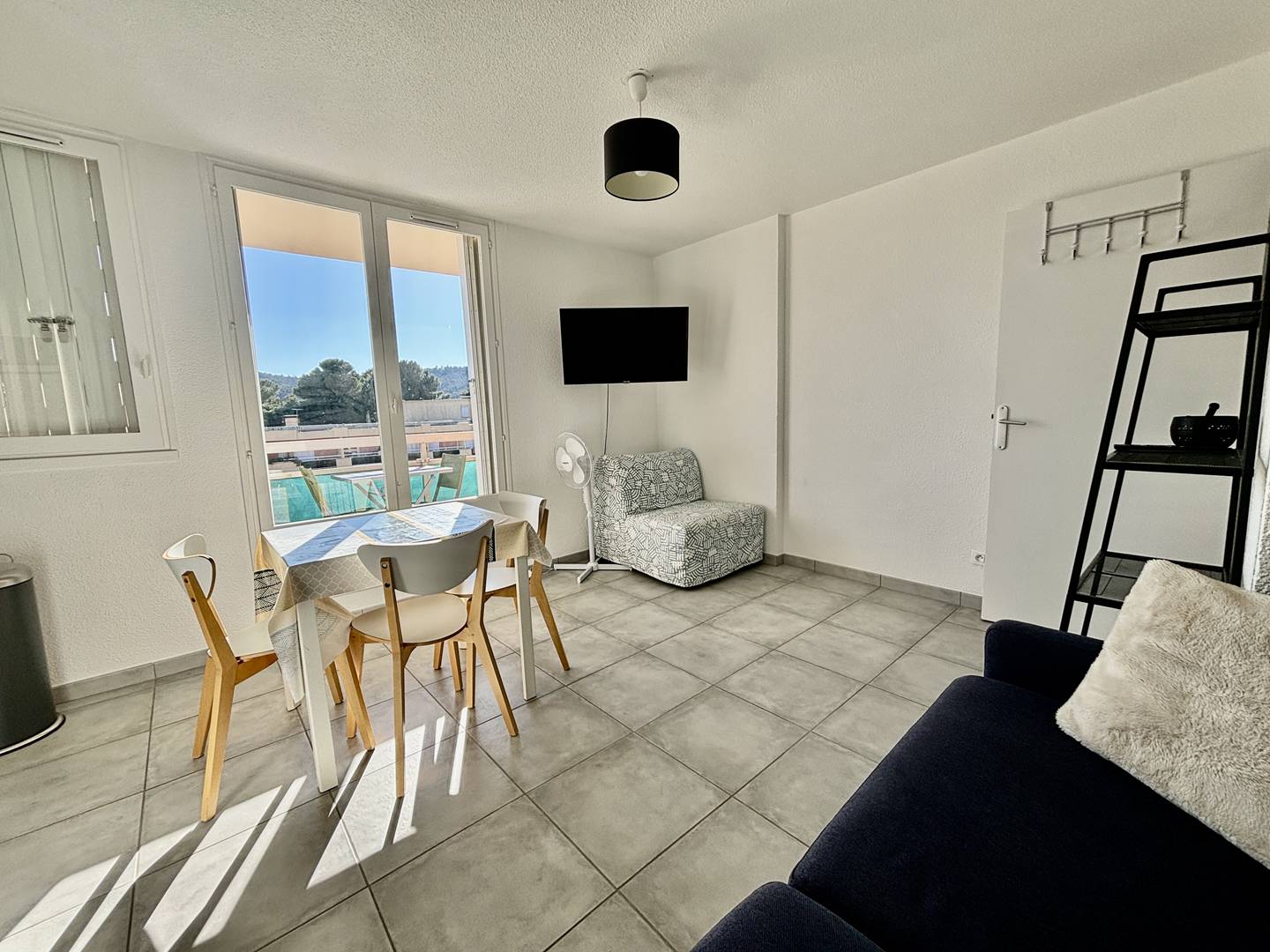 Charmant appartement avec parking - Plage à pieds