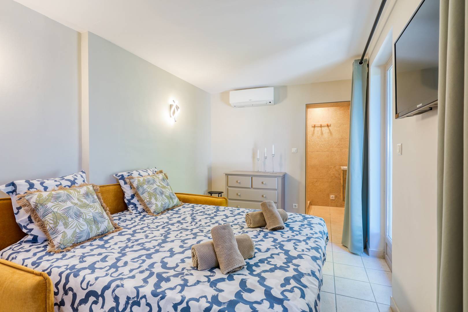 VILLA Le Lavandou - Pleine vue mer, port et îles - Tout à pieds - Clim