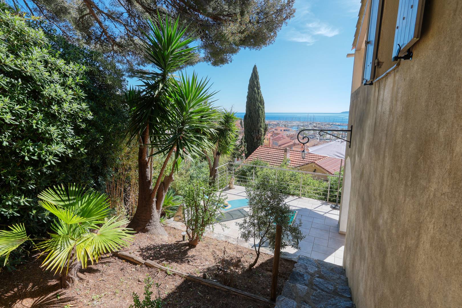 VILLA Le Lavandou - Pleine vue mer, port et îles - Tout à pieds - Clim