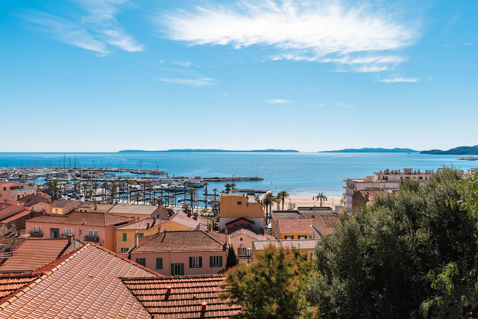 VILLA Le Lavandou - Pleine vue mer, port et îles - Tout à pieds - Clim