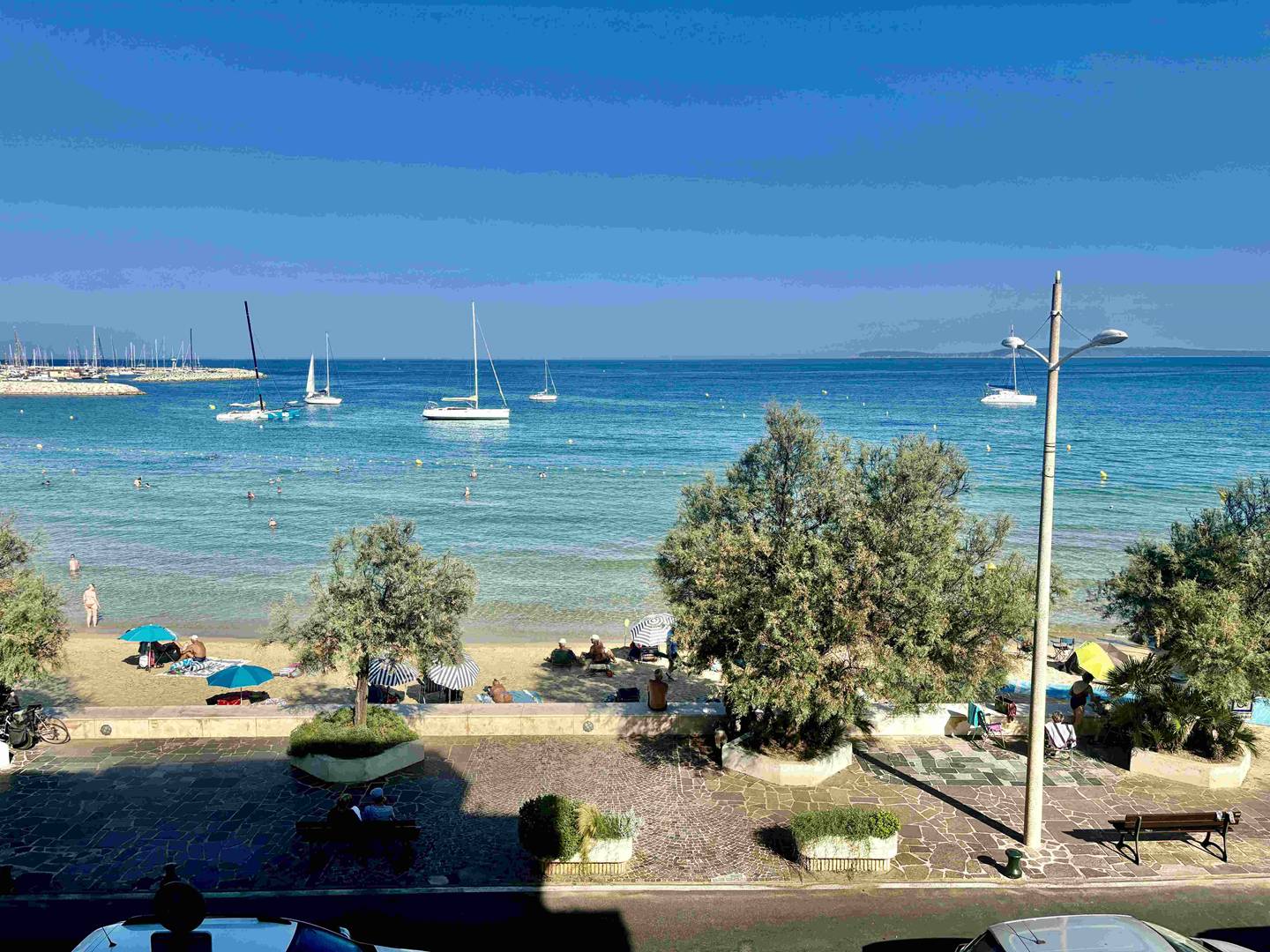 LE 'MISTRAL' - Appartement pieds dans l'eau