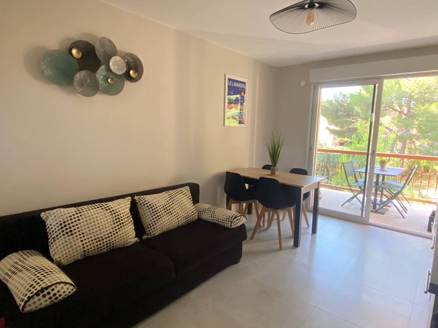 Magnifique T2 Cabine - Clim - Wifi - Parking - Centre-ville et Plage