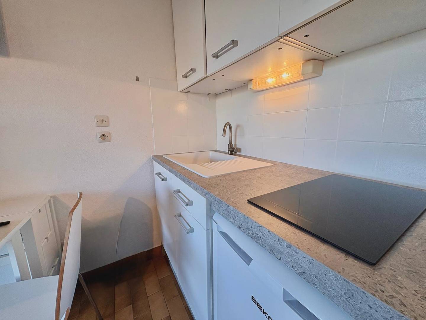 Studio climatisé avec terrasse et piscine - Les rives de la Favière 