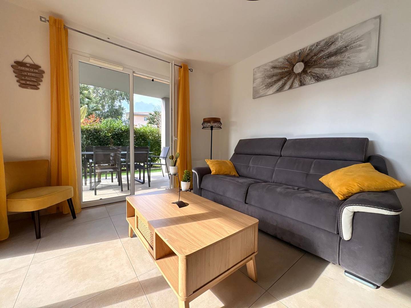 T3 climatisé en rez-de-jardin -  résidence sécurisée -  piscine