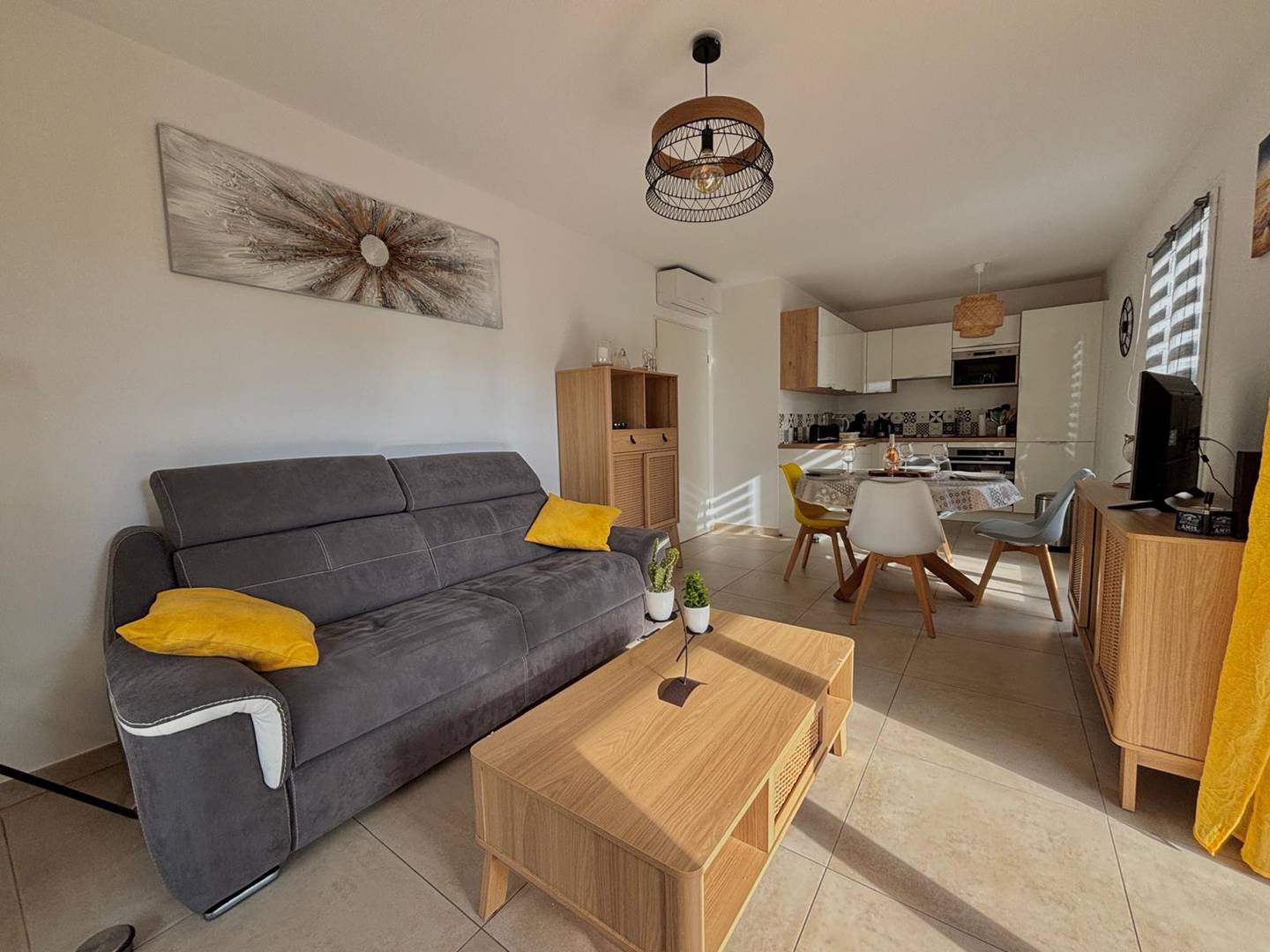 T3 climatisé en rez-de-jardin -  résidence sécurisée -  piscine