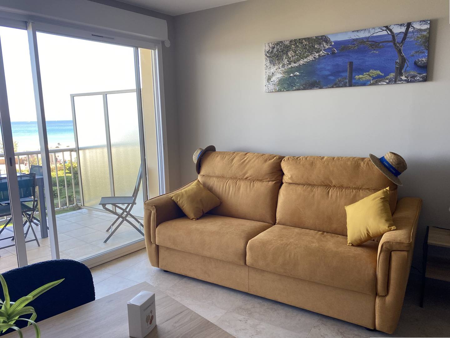 Le Bleu à perte de vue – T3 avec Terrasse & Plage directe