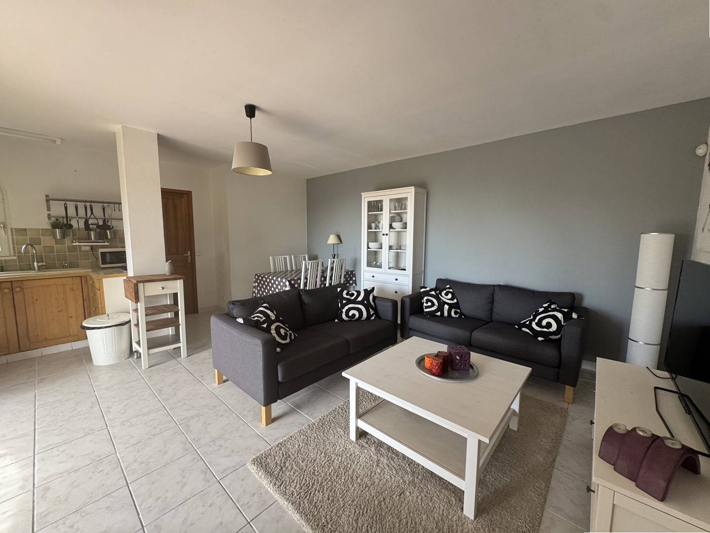 Villa familiale • Piscine • Jacuzzi • Vue mer
