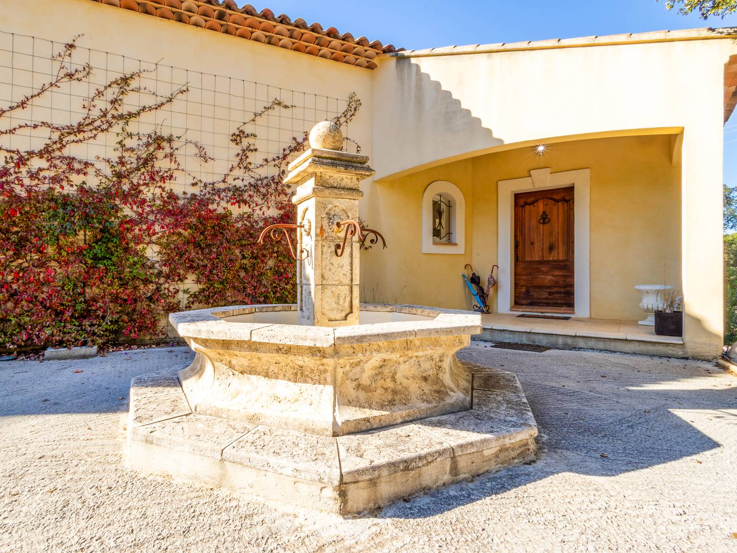 Villa avec piscine – proche plages de Cabasson et La Favière