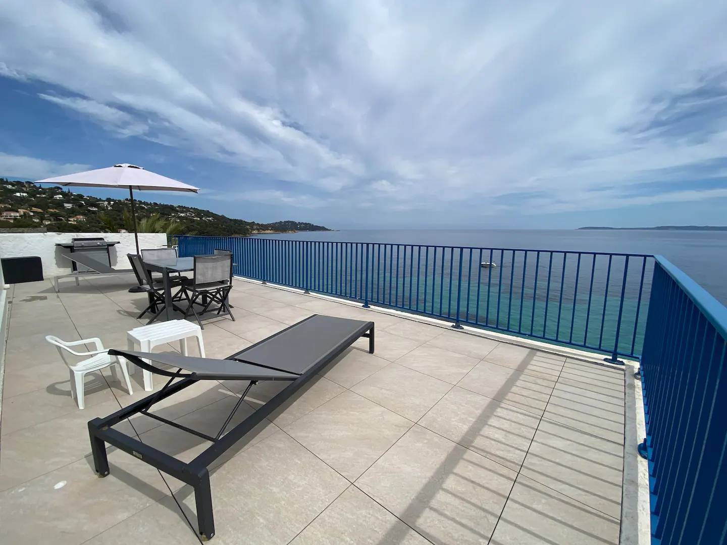 Le Rooftop sur l'eau - Plage Privée