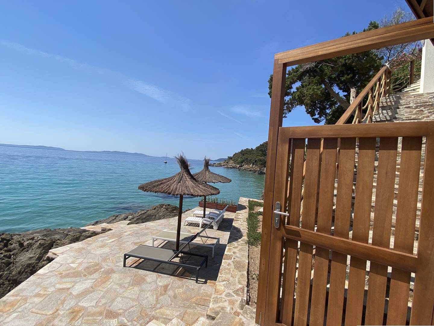 Le Rooftop sur l'eau - Plage Privée