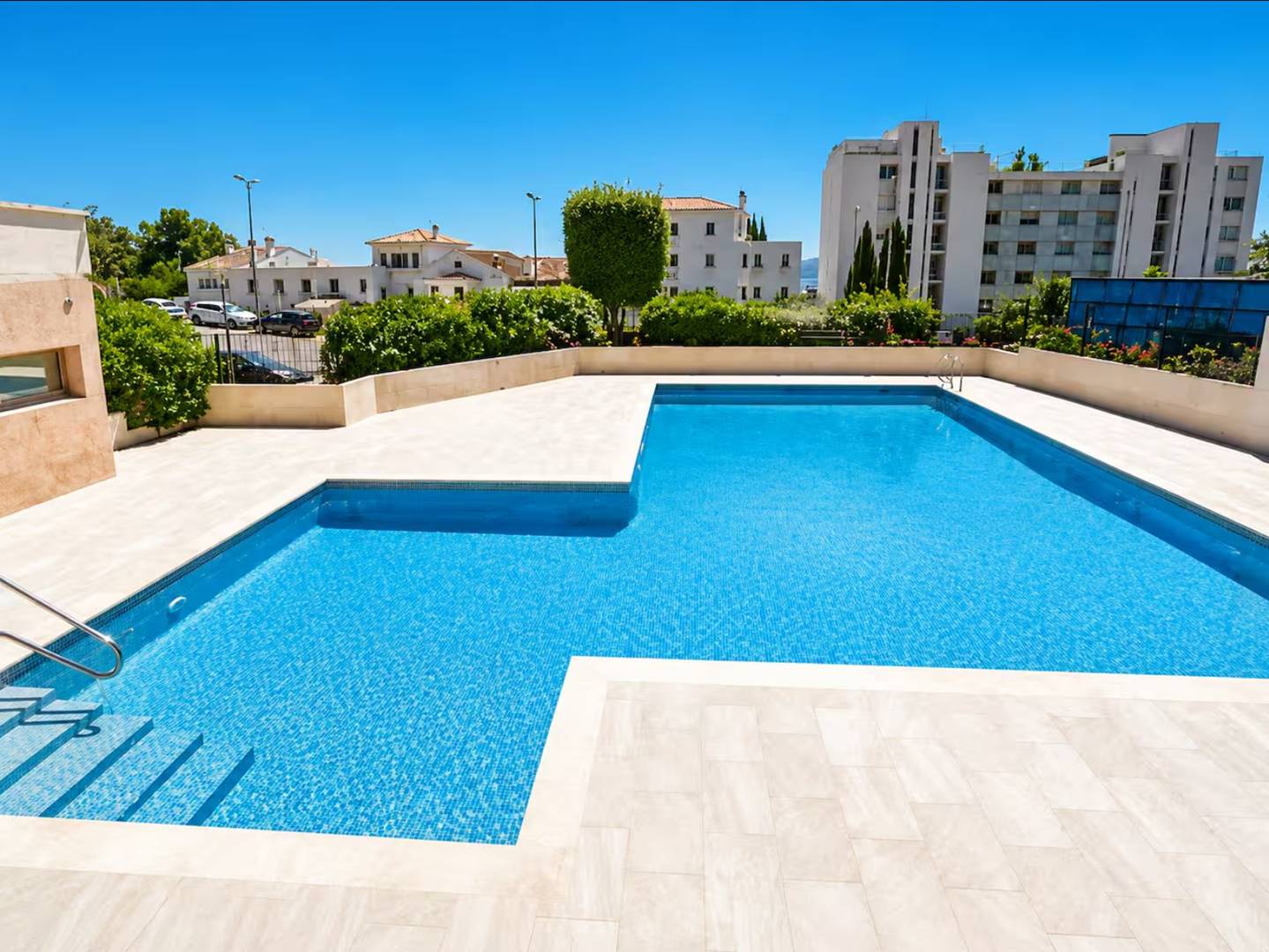 Vue Mer Exceptionnelle | Plage à pied | Piscine | Parking privé | Clim