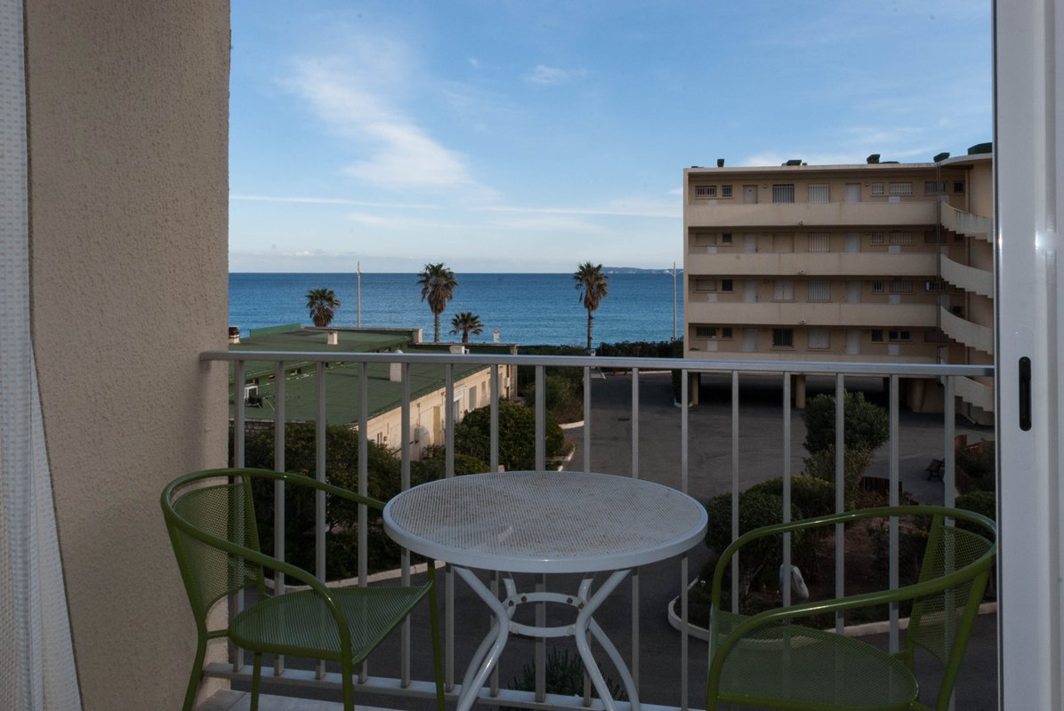 Agence Le Portique Le Lavandou Location Vacances
