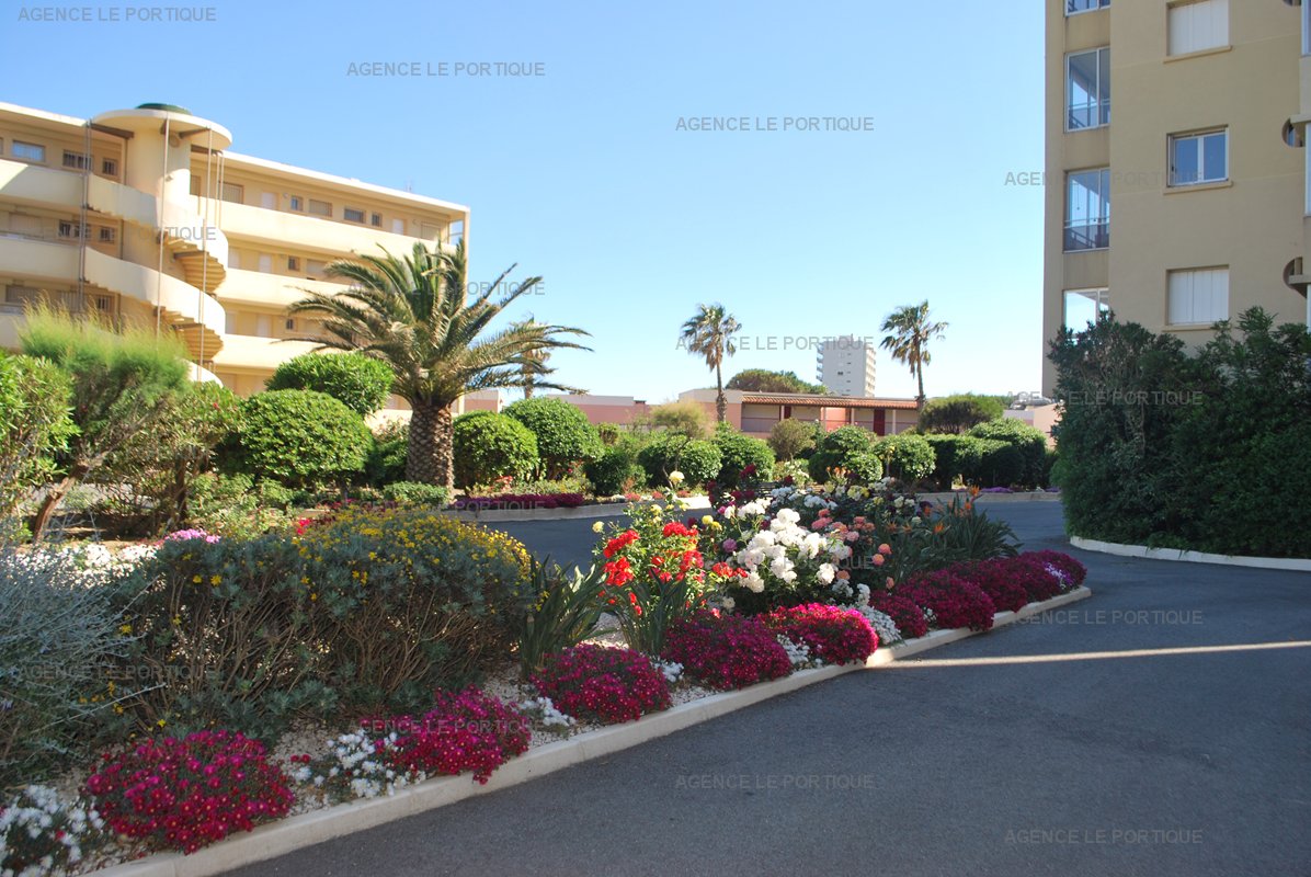 Agence Le Portique Le Lavandou Location Vacances