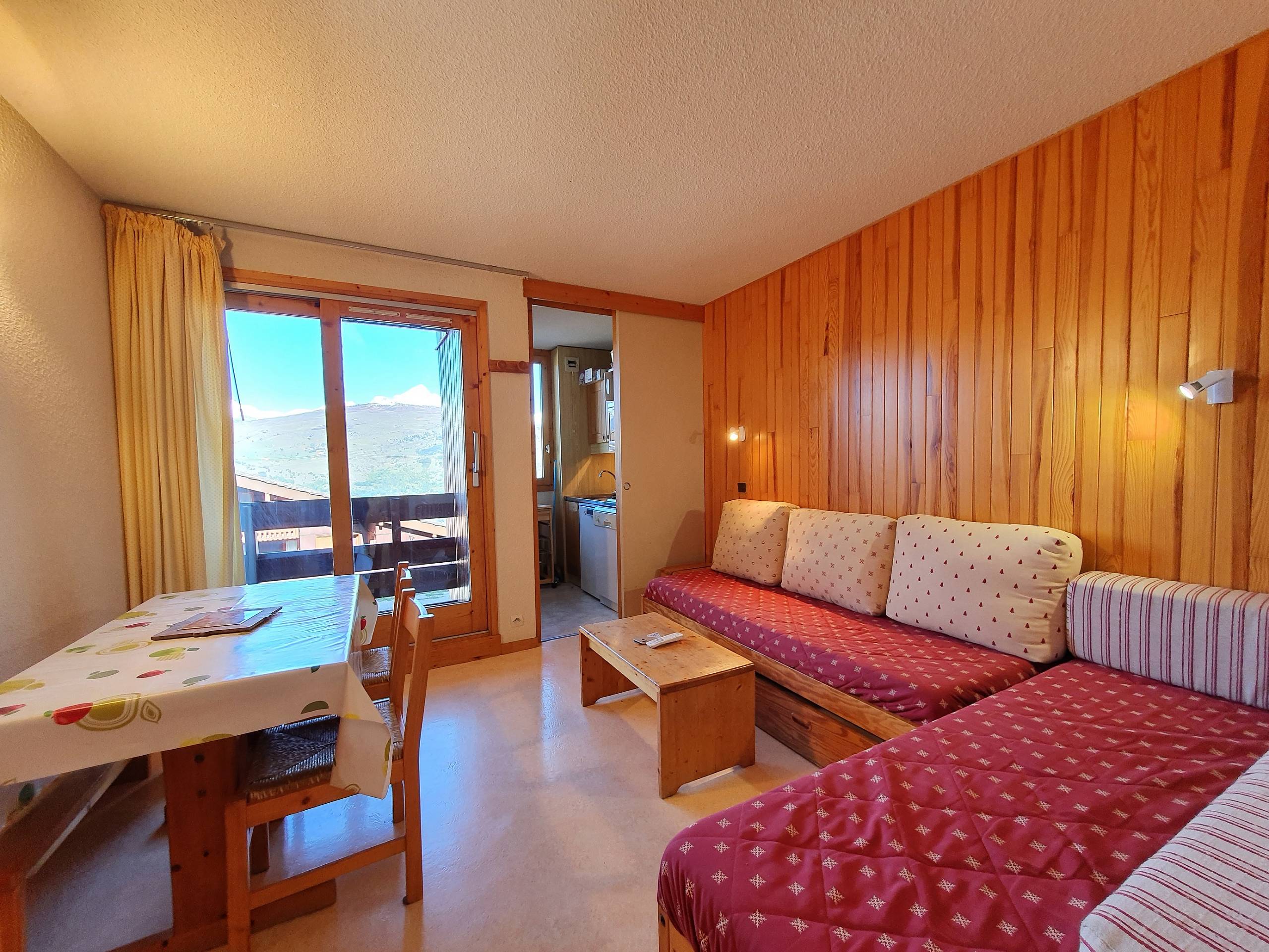 Appartement 2 pièces pour 4 personnes de 26m² - ref LC-EQR016 - 1