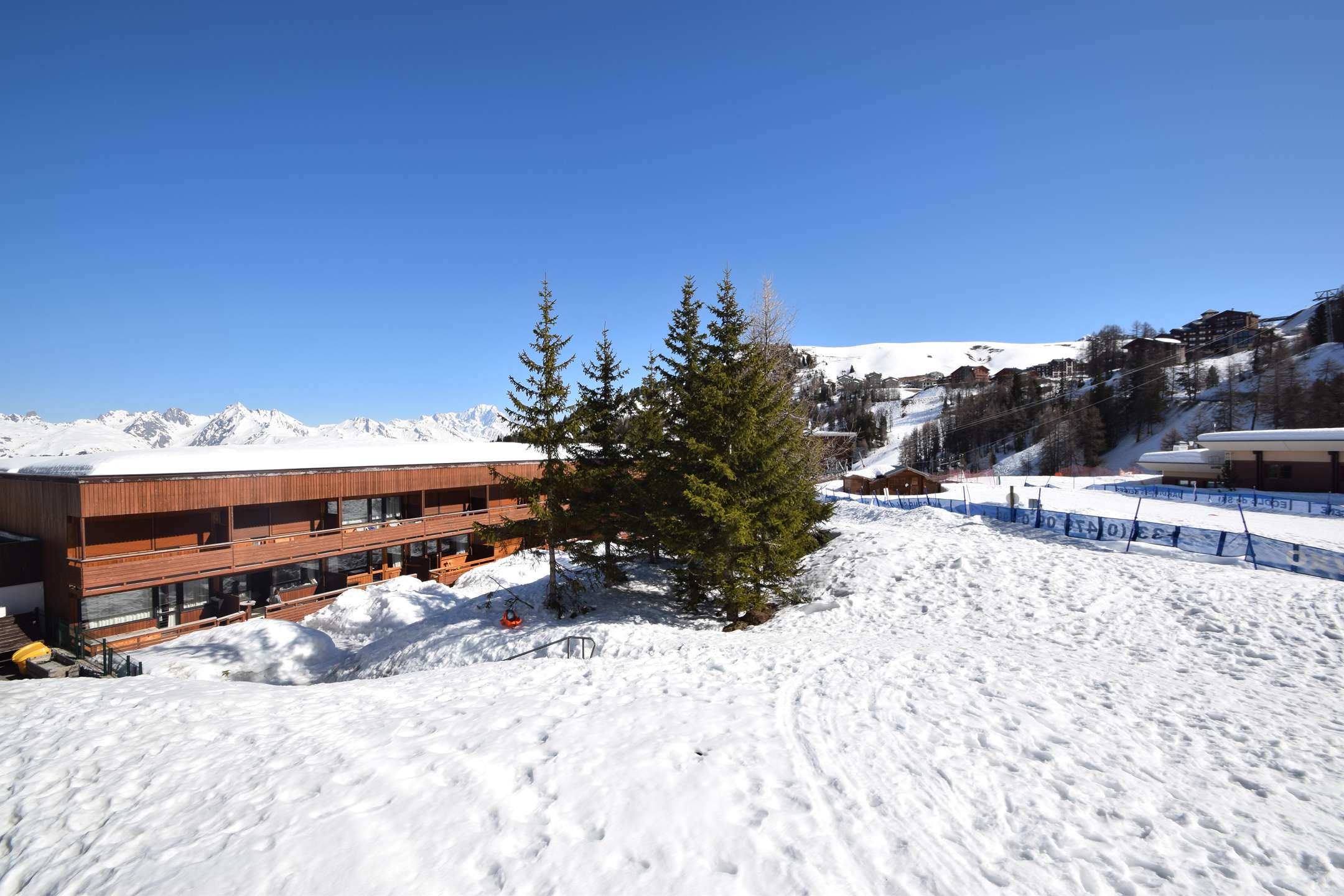2 Pièces 5/6 pers - LE MONT-BLANC- PLAGNE CENTRE - ref 003MB - 7
